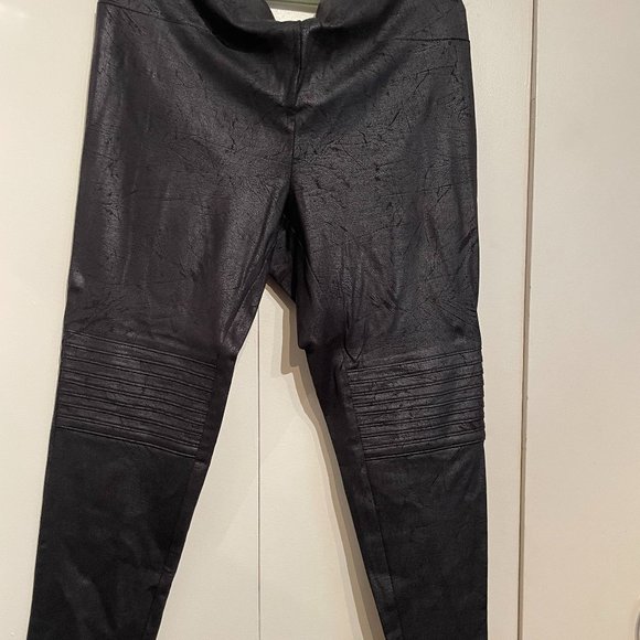 Fancy Pants - Picture 1 of 3